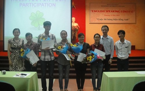 Cuộc thi chung kết "Hùng biện tiếng Anh" năm học 2013-2014